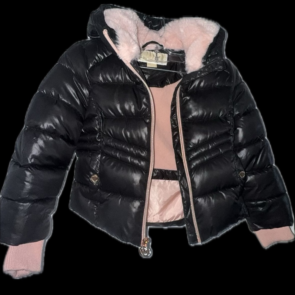 Michael Kors Black and Pink Kids Puffer Jacket Size 4 GIRLS excellent condition - Picture 3 of 8